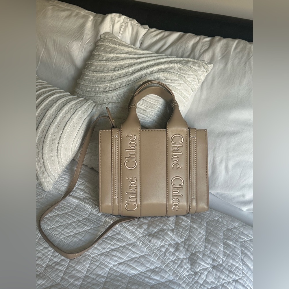 Chloe Small Woody Tote (read description)
